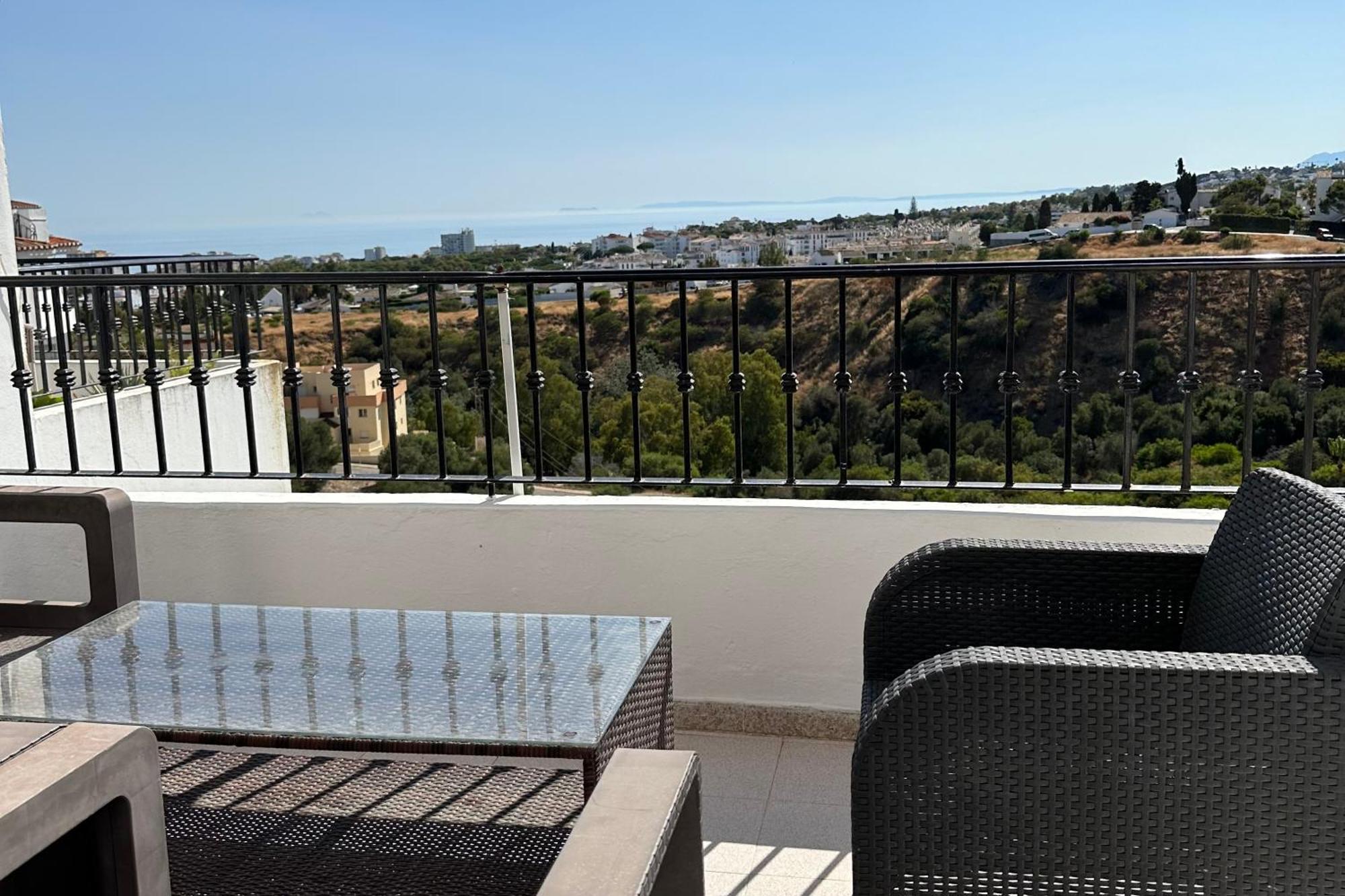 マラガLuminoso Atico Duplex Con Vistas Al Marアパートメント エクステリア 写真